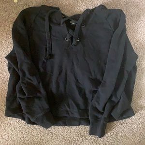 American Eagle Size M Cropped Sweatshirt w/ V neck